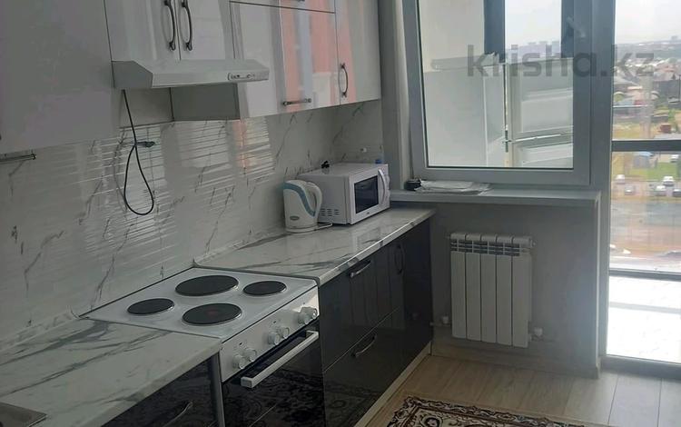 3-комнатная квартира, 86 м², 8/12 этаж помесячно, Байдибек би 116