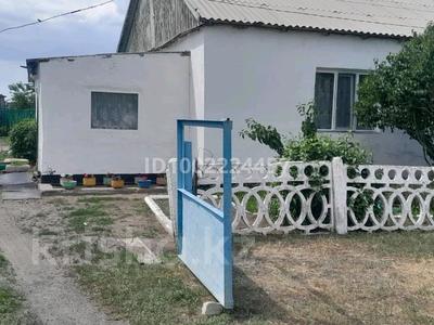 Часть дома · 4 комнаты · 100 м² · 20 сот., Алмаатинская 2 — Находится в с. заречное за 4 млн 〒 в Киевке