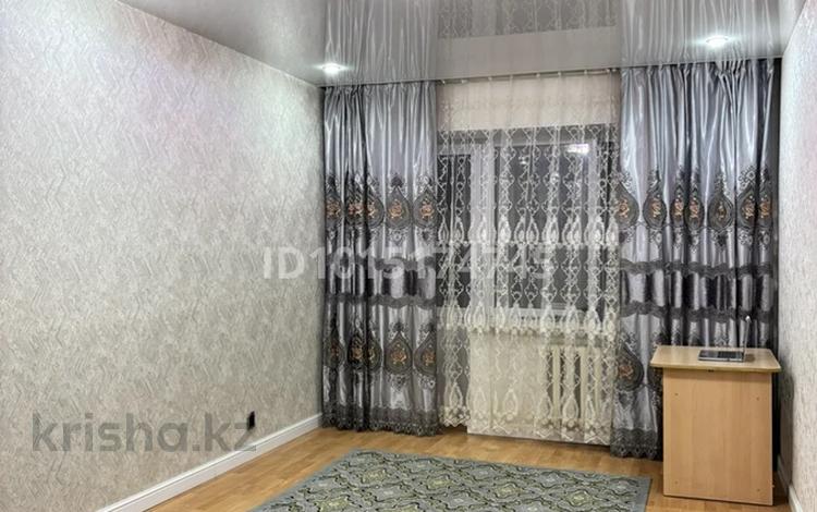 2-комнатная квартира · 64 м² · 7/12 этаж, Дукенулы 38 за 250 000 ₸ в Астане, Сарыарка р-н — фото 2
