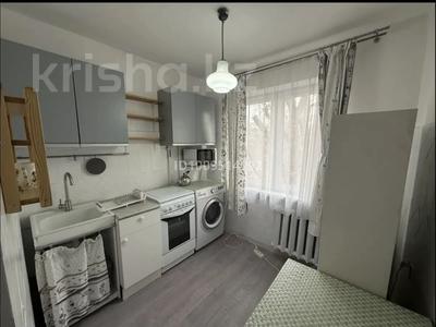 2-комнатная квартира · 45 м² · 4/4 этаж, мкр №4 8 за 210 000 〒 в Алматы, Ауэзовский р-н
