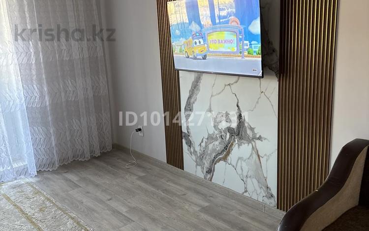 1-комнатная квартира · 40.1 м² · 2/9 этаж, Майкудук, Мкр Голубые пруды 6 — Супермаркет Сырдарья за 150 000 ₸ в Караганде, Алихана Бокейханова р-н — фото 2