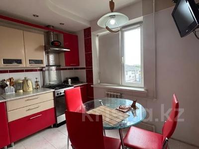 2-комнатная квартира · 54 м² · 5/9 этаж, мкр 11, Аз наурыз за 16.5 млн ₸ в Актобе