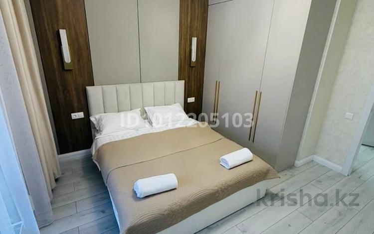 2-комнатная квартира · 52 м² · 2/9 этаж, Мухамедханова 4Б, блок Н — Хан шатыр за 15 000 ₸ в Астане, Нура р-н — фото 3