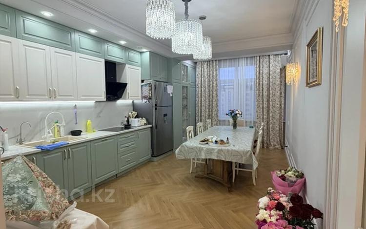 5-комнатная квартира · 215 м² · 5/6 этаж, мкр Мирас, Мкр. Мирас 128 за 199 млн ₸ в Алматы, Бостандыкский р-н — фото 16