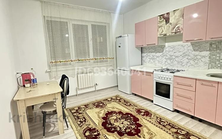 1-комнатная квартира, 40 м², 5/9 этаж помесячно, мкр Шугыла, Микрорайон «Шугыла» 341/2