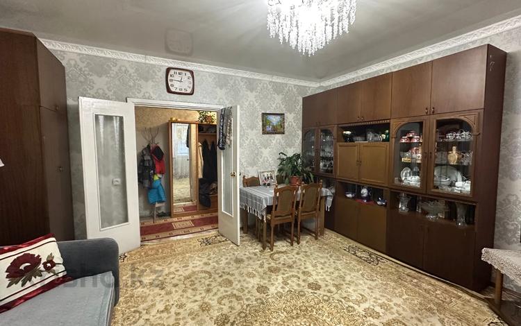 4-бөлмелі пәтер, 79.6 м², 2/9 қабат, мкр Самал-2 — Мендикулова, бағасы: 75 млн 〒 в Алматы, Медеуский р-н — фото 4