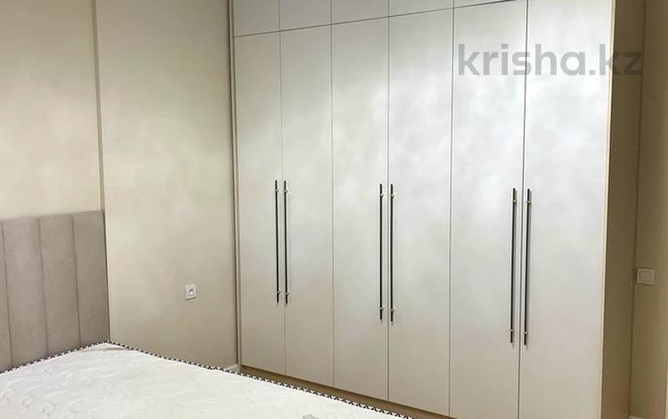2-комнатная квартира · 70 м² · 11 этаж, Сырым батыра 99/3 за 300 000 ₸ в Шымкенте, Абайский р-н — фото 2