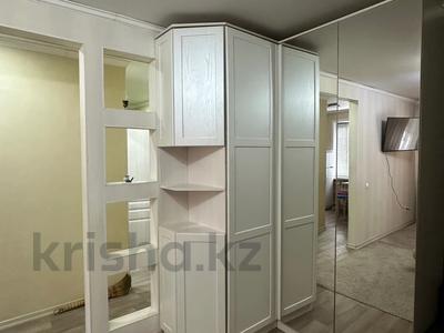 1-комнатная квартира · 36 м² · 1/5 этаж, мкр Новый Город 36/2 — Магазин Юбилейный за 11 000 ₸ в Караганде, Казыбек би р-н