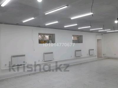 Свободное назначение, офисы, магазины и бутики, склады, салоны красоты, образование, развлечения, конференц-залы, кабинеты и рабочие места, студии · 90.2 м² за 370 000 ₸ в Астане, Сарайшык р-н