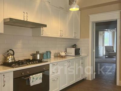 Отдельный дом · 7 комнат · 512 м² · 20 сот., мкр Таусамалы, Арал 37/4 за 168 млн 〒 в Алматы, Наурызбайский р-н