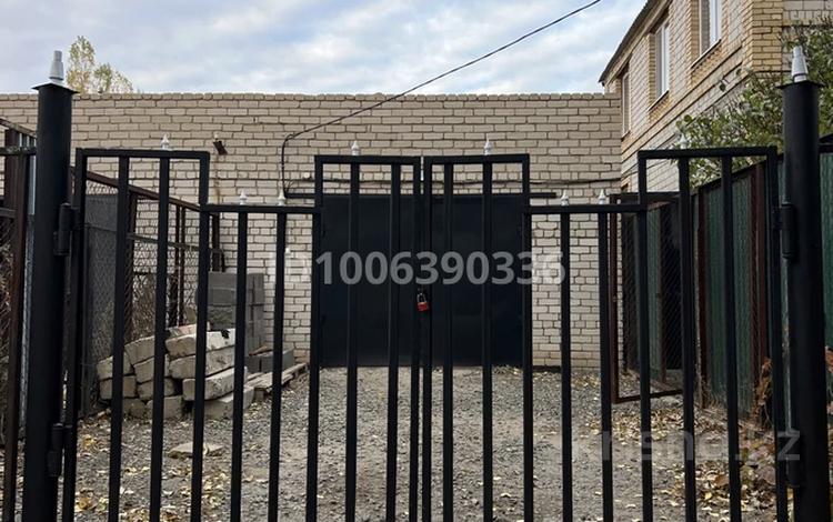 Гараж · 30 м² · Авиаторов-2 16 — Район юнис сити за 55 000 〒 в Актобе, мкр Авиагородок — фото 2