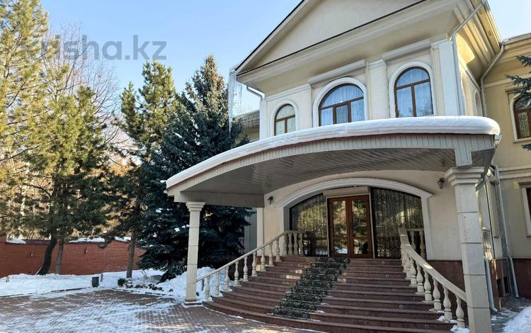Жеке үй · 10 бөлме · 867.3 м² · 37 жүзд., Ладушкина 120, бағасы: 875 млн ₸ в Алматы, Медеуский р-н — фото 45