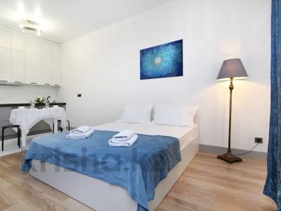 1-бөлмелі пәтер · 45 м² · 12/14 қабат, Мкр. Самал-3 15, бағасы: 25 000 ₸ в Алматы, Медеуский р-н