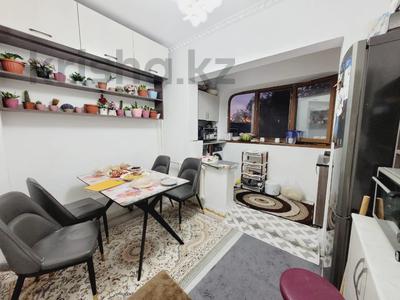 2-комнатная квартира · 60 м² · 4/5 этаж, мкр Айнабулак-4 — Жумабаева | Макатаева | Гимназия №110 | Школа №129 за 39 млн 〒 в Алматы, Жетысуский р-н