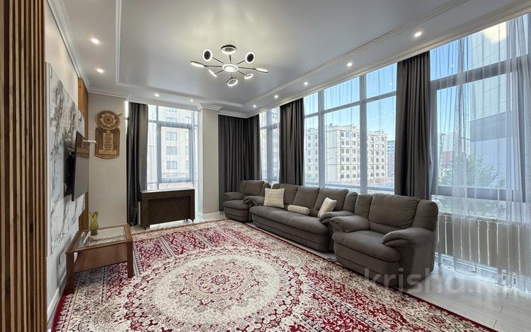 4-бөлмелі пәтер · 155 м² · 3/8 қабат, Алихана Бокейханова 26, бағасы: 97 млн ₸ в Астане, Есильский р-н — фото 2