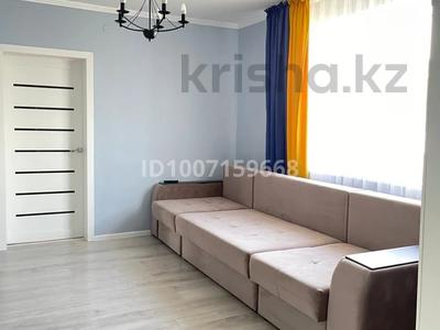 Отдельный дом · 3 комнаты · 70 м², Кенесары 82а за 300 000 〒 в Туздыбастау (Калинино)