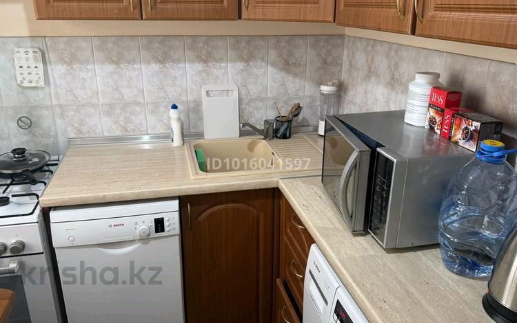 1-комнатная квартира · 38 м² · 3/5 этаж, мкр Казахфильм 7 за 200 000 ₸ в Алматы, Бостандыкский р-н — фото 2