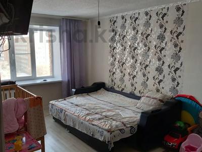 2-бөлмелі пәтер · 50 м² · 8/9 қабат, Абая 16, бағасы: 13.5 млн ₸ в Усть-Каменогорске
