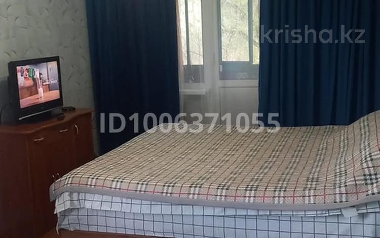 1-комнатная квартира · 36 м² · 3/5 этаж, Абулхаир хана 21 — Магазин Электрон,стоматология Дентко за 2 000 ₸ в Актобе — фото 3