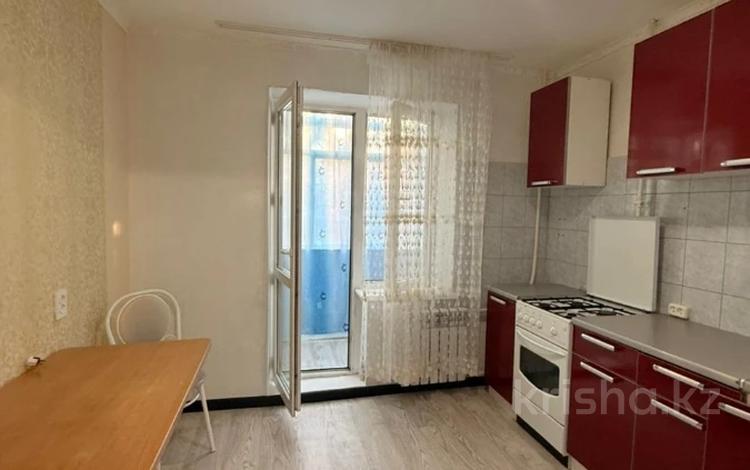 2-бөлмелі пәтер · 55 м² · 1/5 қабат, пр Алии Молдагулова 24, бағасы: 16.5 млн ₸ в Актобе — фото 2