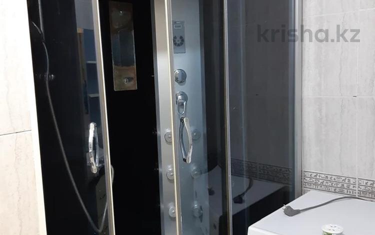 2-комнатная квартира · 80 м² · 8/19 этаж, Кенесары 42 за 320 000 ₸ в Астане, Сарыарка р-н — фото 2