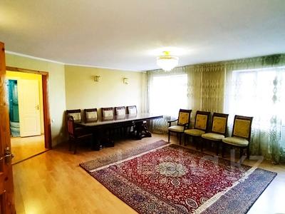 4-комнатная квартира · 120 м² · 2/5 этаж, Назарбаева 139 — Рустамбекова за 34 млн 〒 в Талдыкоргане