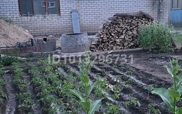 Часть дома · 3 комнаты · 80 м² · 3.7 сот., Зинченко 157 2 — Дом находится вдоль дороги,ремонт средний за 15 млн ₸ в Актобе, мкр Гормолзавод — фото 15