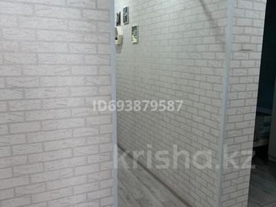 4-бөлмелі пәтер · 78 м² · 3/5 қабат, 10 мкр 8, бағасы: 27 млн ₸ в Аксае