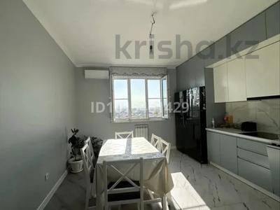2-комнатная квартира · 83 м² · 8/9 этаж, мкр Аксай-3Б — Толе би-Яссауи за 380 000 ₸ в Алматы, Ауэзовский р-н