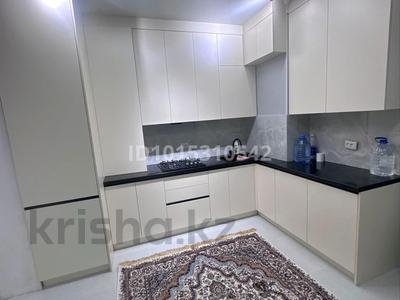 1-комнатная квартира · 43 м² · 4/5 этаж, мкр Асар-2, Микрорайон Асар 2 241 — Толе би сауда орталығы за 150 000 ₸ в Шымкенте, Абайский р-н
