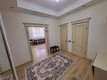 2-комнатная квартира, 77 м², 5/9 этаж, Валиханова 13-21 за 40 млн 〒 в Атырау