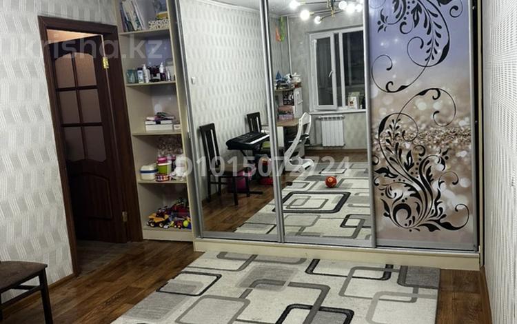 1-бөлмелі пәтер · 33 м² · 3/5 қабат, Таугүл ш/а. 8, бағасы: 27.5 млн ₸ в Алматы, Ауэзовский р-н — фото 2