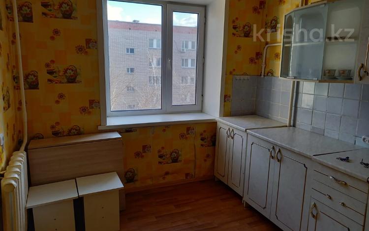 1-комнатная квартира, 36 м², 3/5 этаж помесячно, Баймуканова за 75 000 〒 в Кокшетау — фото 7