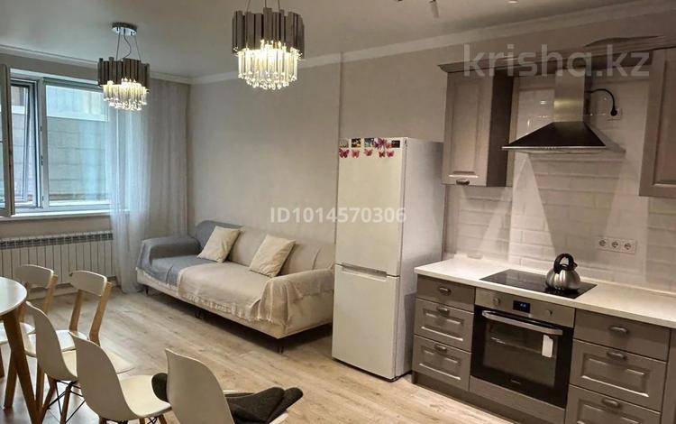 3-комнатная квартира · 80 м² · 2/22 этаж, Мангилик Ел 54/1 за 350 000 ₸ в Астане, Есильский р-н — фото 2