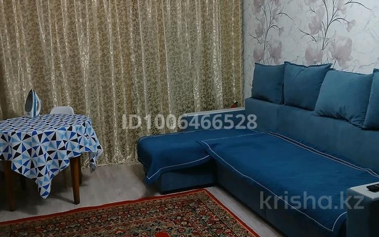 2-комнатная квартира · 48 м² · 1/5 этаж, 6 15 за 12 000 ₸ в Житикаре — фото 2