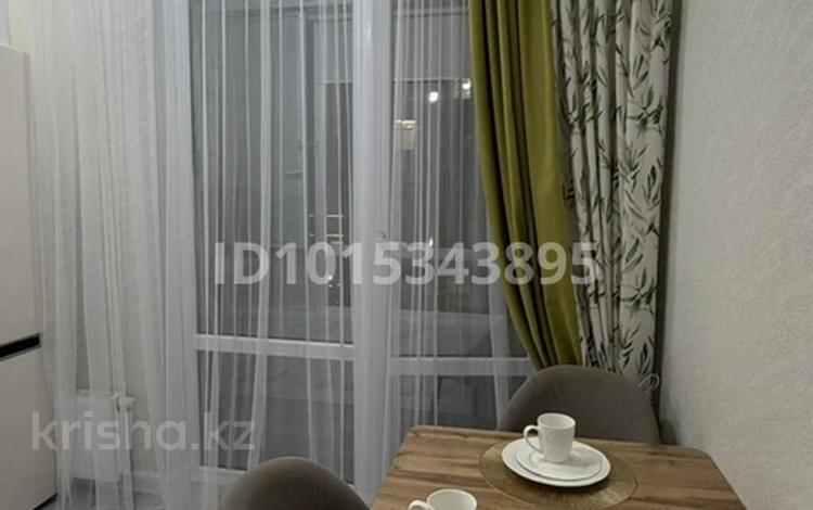 1-комнатная квартира · 42 м² · 8/12 этаж, ул. А. Байтурсынова, вблизи Аллеи Мынжылдык 30/1 за 14 000 ₸ в Астане, Сарайшык р-н — фото 2