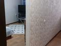 1-комнатная квартира · 40 м² · 4/5 этаж, 6й микрорайон 2 за 8 000 ₸ в Караганде, Казыбек би р-н — фото 2