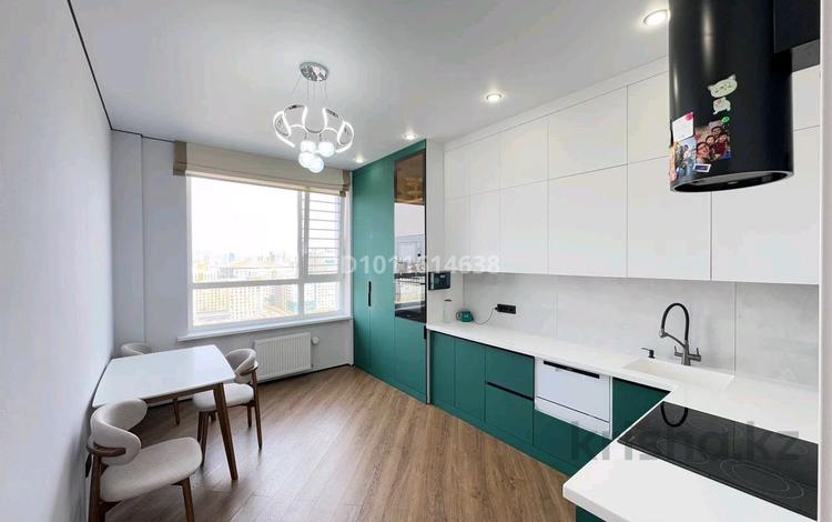 4-комнатная квартира · 130 м² · 16/17 этаж, Улы Дала 27/1 — Толе Би за 700 000 ₸ в Астане, Нура р-н — фото 2