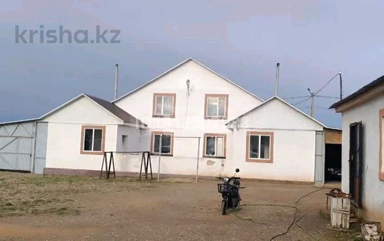 Отдельный дом · 8 комнат · 240 м² · 11 сот., Дмитриева 25а — Курмангазы за 70 млн ₸ в Кокшетау — фото 2