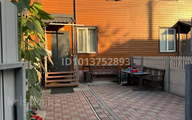 3-комнатная квартира · 75 м² · 1/2 этаж, мкр Карасу — Ул.Дулат Бабатайулы за 300 000 ₸ в Алматы, Алатауский р-н — фото 2