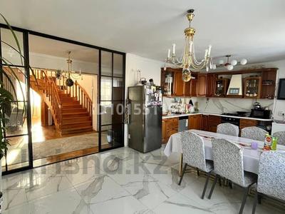 4-бөлмелі пәтер · 250 м² · 5/6 қабат, Кравцова 2, бағасы: 90 млн ₸ в Астане, р-н Байконур