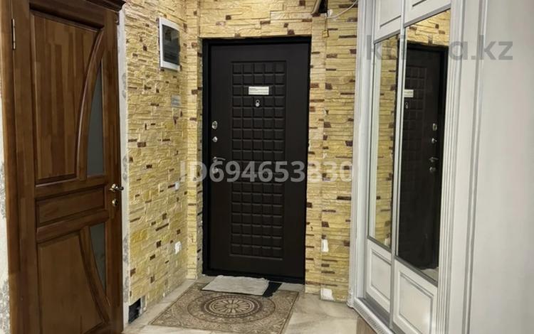 4-комнатная квартира · 80 м² · 4/9 этаж, мкр Комсомольский, Мкр Сауран 4 4 — Достық за 400 000 ₸ в Астане, Есильский р-н — фото 2