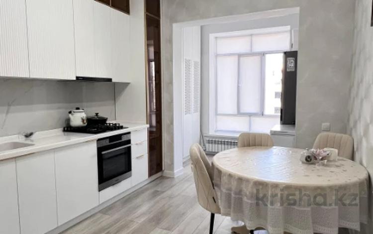 3-комнатная квартира · 90.8 м² · 4/7 этаж, мкр. Алтын орда за 47 млн ₸ в Актобе — фото 2