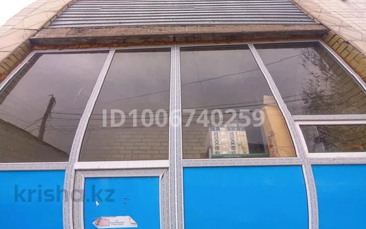 1-комнатная квартира · 14 м² · 2/5 этаж, мкр Михайловка , Анжерская 31 — Ермекова за 4.4 млн 〒 в Караганде, Казыбек би р-н — фото 5