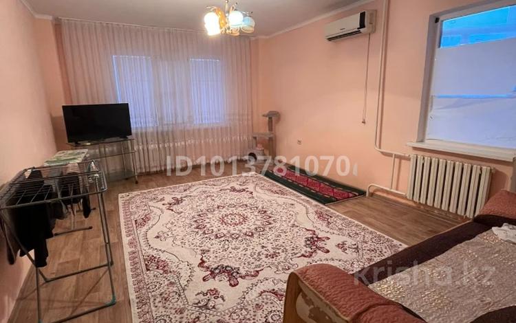 2-бөлмелі пәтер · 77.3 м² · 3/9 қабат, Ул.Аманшина 74, бағасы: 23.5 млн ₸ в Атырау — фото 2