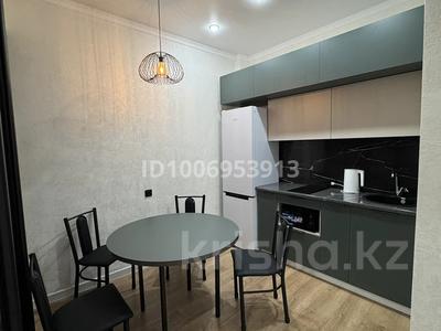 1-комнатная квартира · 50 м² · 10/14 этаж, мкр 11, Аз-Наурыз 144 — 11 микрорайон за 15 000 〒 в Актобе