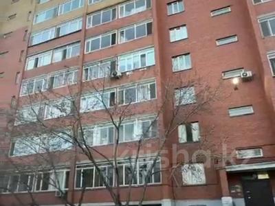 9-бөлмелі пәтер · 220 м² · 9/10 қабат, Сембинова 10/4, бағасы: 60 млн ₸ в Астане, р-н Байконур