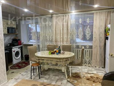3-бөлмелі пәтер · 56 м² · 1/4 қабат, Самар 71 — Кайрата жумангалиева, бағасы: 19 млн ₸ в Уральске