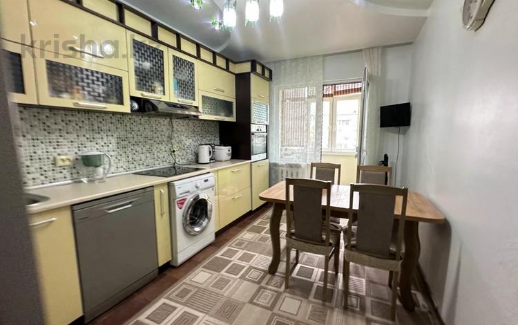 3-комнатная квартира · 88 м² · 4/5 этаж, М-н Каратал 14 14 за 35 млн ₸ в Талдыкоргане — фото 14