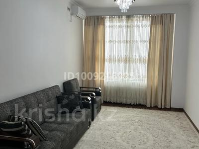 2-бөлмелі пәтер · 73.5 м² · 8/10 қабат, Байтерекова 2 б, бағасы: 300 000 ₸ в Шымкенте, Аль-Фарабийский р-н
